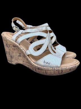 B.O.C. by Born Jayna Cork Wedge Sandals Size 9M Gold Metallic Leather Upper